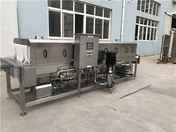 塑料筐清洗機(jī)客戶，塑料筐清洗機(jī)客戶案例，哪些客戶在用洗箱機(jī)，環(huán)速的洗箱機(jī)客戶
